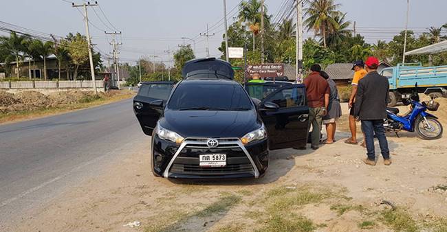 คลอดลูกบนรถ