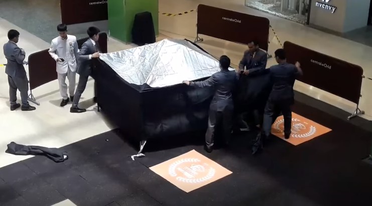  ทหารดิ่งชั้น 6 เซ็นทรัลเวิลด์ 