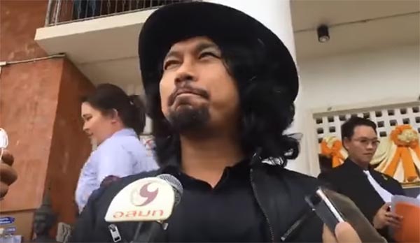 เสก โลโซ