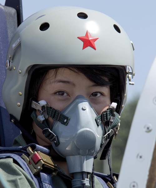 กบินขับไล่ J-10 หญิงคนแรกของจีน เกิดอุบัติเหตุเสียชีวิต