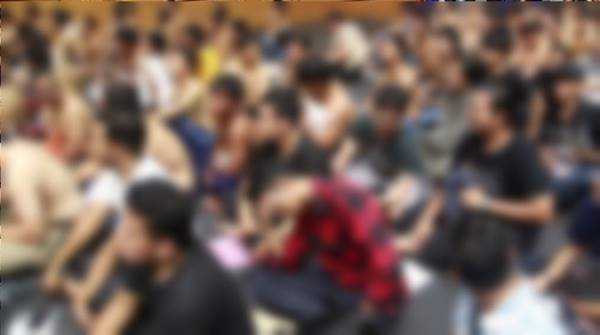 ผ่อนผันทหาร 