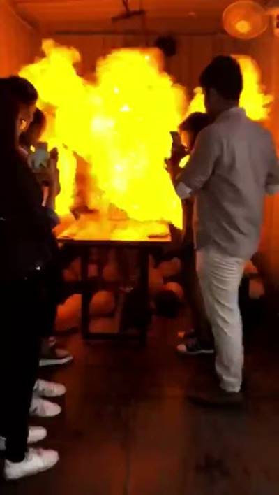 ลูกโป่งระเบิด