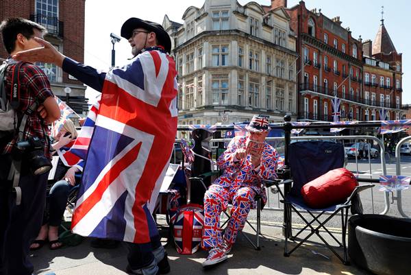 พิธีเสกสมรส เจ้าชายแฮร์รี่ - เมแกน มาร์เคิล