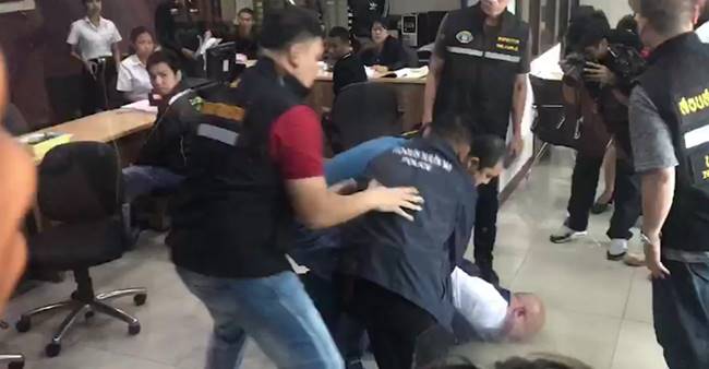 รวบกลางวงสื่อ 