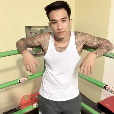 เสี่ยโป้ มีสะดุ้ง