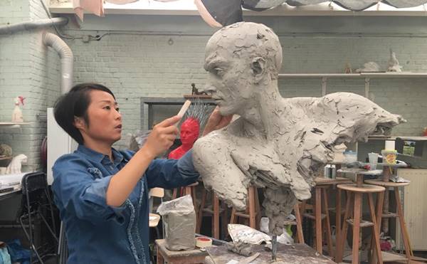 รูปปั้น