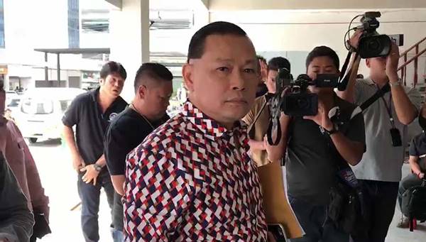 พ.ต.ท. สันธนะ ประยูรรัตน์ 