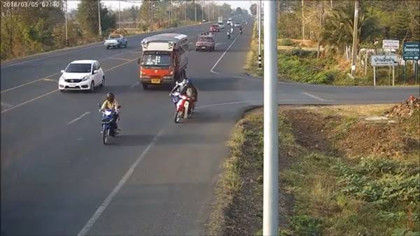 ขี่รถประมาท