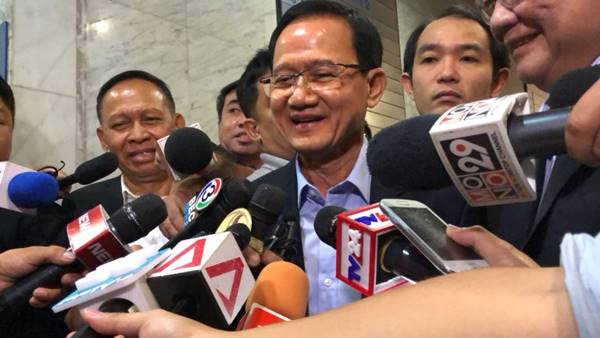 เพื่อไทย