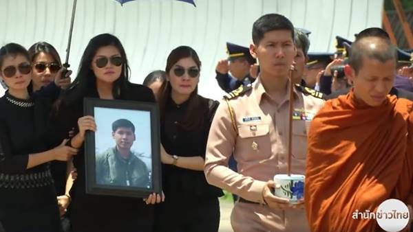 เครื่องบินซ้อมรบ