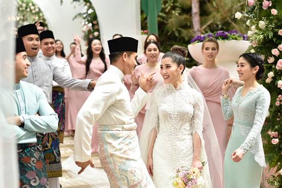 คู่รักทายาทมหาเศรษฐีมาเลย์