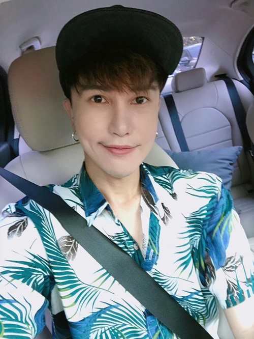 คุณช่า บันทึกของตุ๊ด