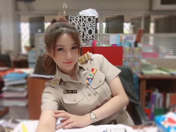 ครูสายป่าน เจ้าของคลิปเพลงคนละชั้น