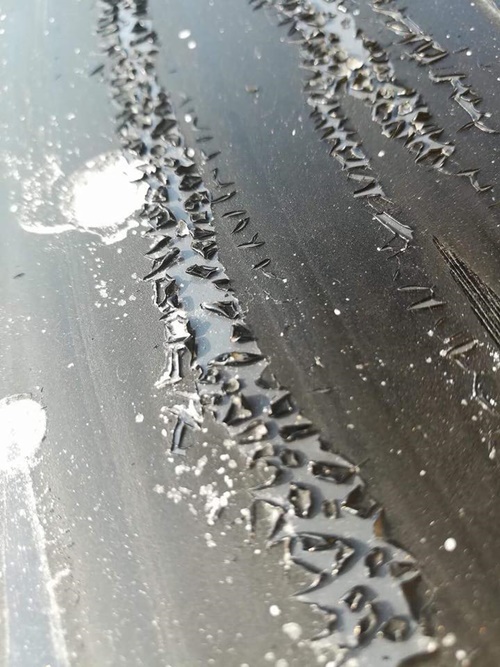 รถสีลอกเป็นแผ่นหลังสงกรานต์