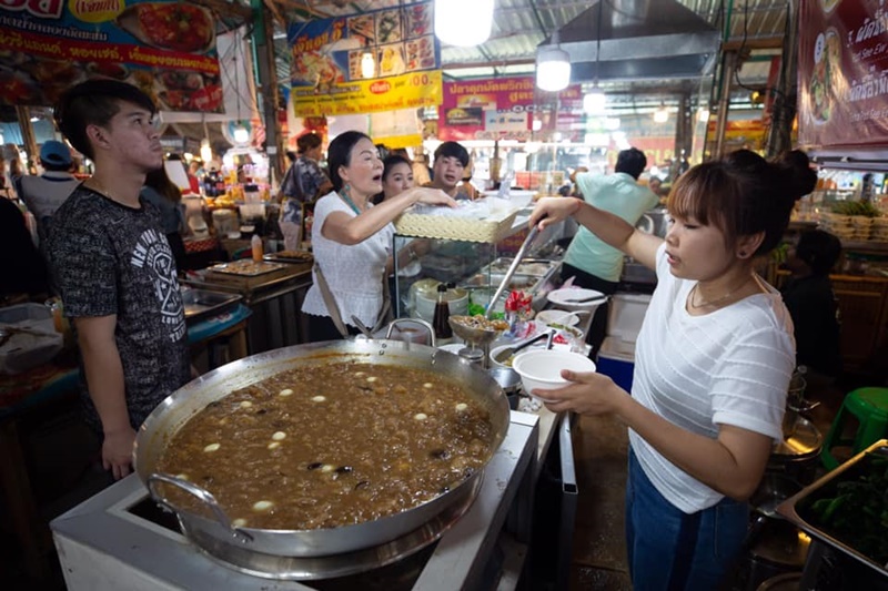 สมชาย ศรีสกุลภิญโญ 