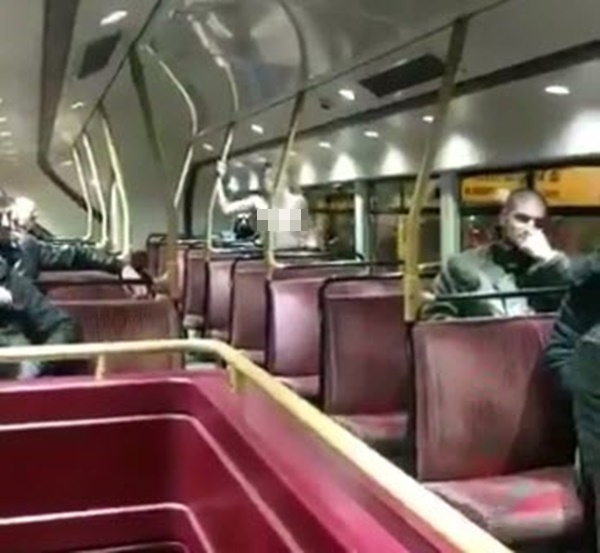 เซ็กส์ในที่สาธารณะ