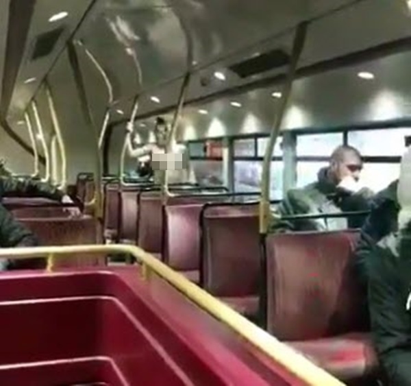 เซ็กส์ในที่สาธารณะ