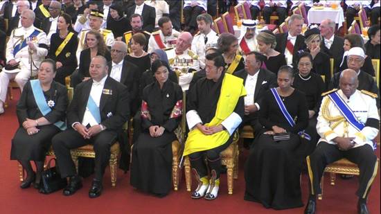 ประมวลภาพพระราชวงศ์-ผู้นำ ต่างประเทศ เข้าร่วมพระราชพิธีถวายพระเพลิงพระบรมศพ