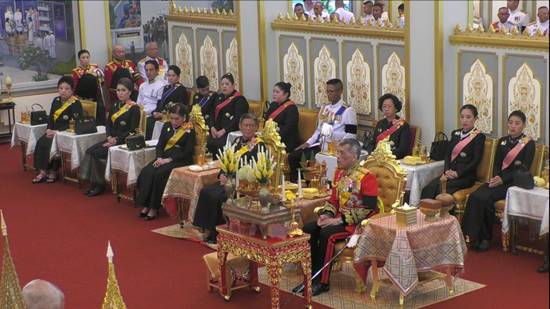 ประมวลภาพพระราชวงศ์-ผู้นำ ต่างประเทศ เข้าร่วมพระราชพิธีถวายพระเพลิงพระบรมศพ