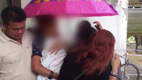 ปิ่มจะขาดใจ...สองครอบครัวกอดคอร้องไห้รับศพ พ่อ-ลูก ไลฟ์สดผูกคอดับ