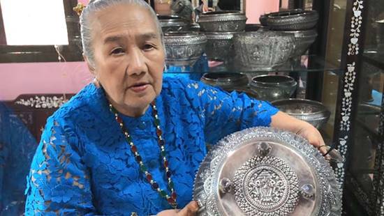 เจ้าสร้อยมาลา