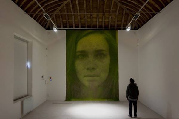 ศิลปินชาวอังกฤษรังสรรค์งานศิลปะชวนทึ่ง