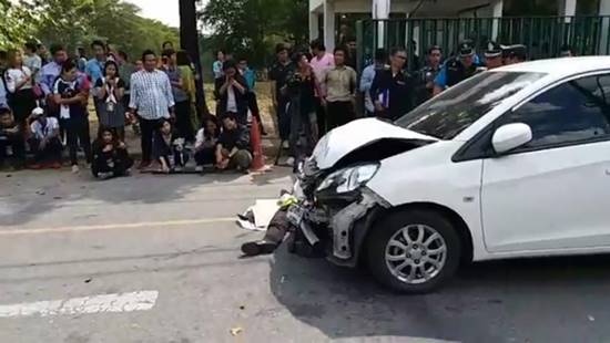 หมอยอร์น 