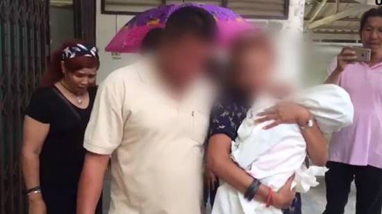 ปิ่มจะขาดใจ...สองครอบครัวกอดคอร้องไห้รับศพ พ่อ-ลูก ไลฟ์สดผูกคอดับ