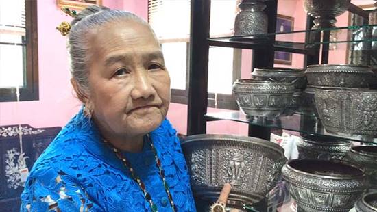 เจ้าสร้อยมาลา