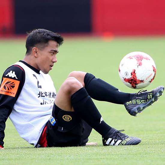  เจ ชนาธิป