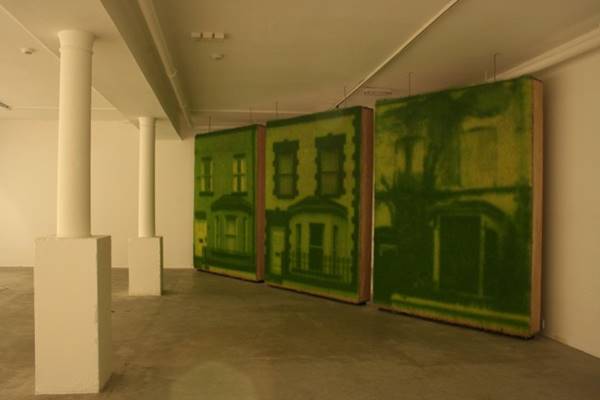 ศิลปินชาวอังกฤษรังสรรค์งานศิลปะชวนทึ่ง