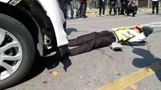 หมอยอร์น 