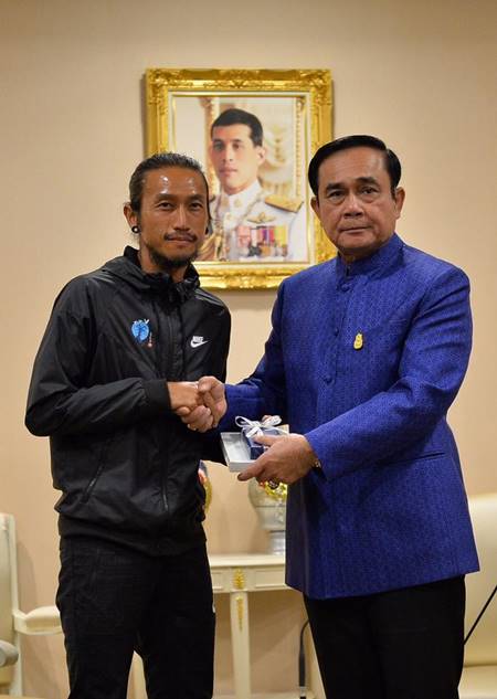 วีระ ลั่นอยากให้รัฐบาลบิ๊กตู่ ลาออก