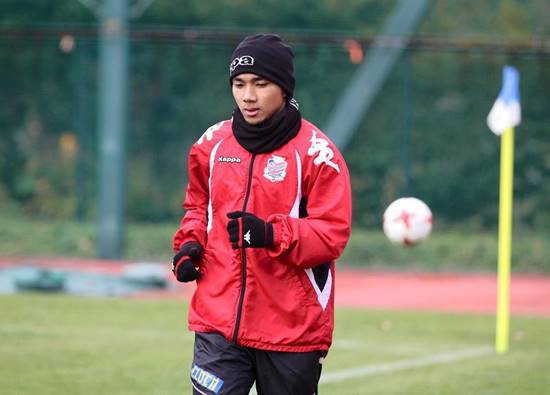  เจ ชนาธิป