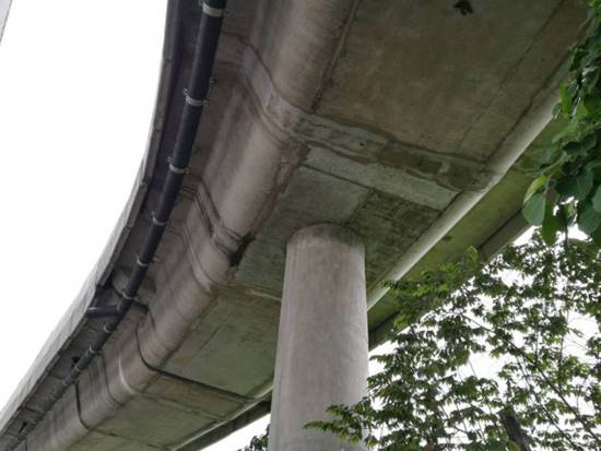 ปิดสะพานเข้าห้างฟิวเจอร์พาร์ค รังสิต