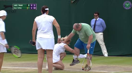 เมื่อคนดูตะโกนแนะนำนักเทนนิส