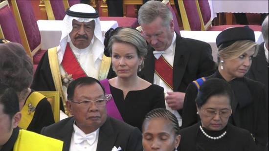 ประมวลภาพพระราชวงศ์-ผู้นำ ต่างประเทศ เข้าร่วมพระราชพิธีถวายพระเพลิงพระบรมศพ