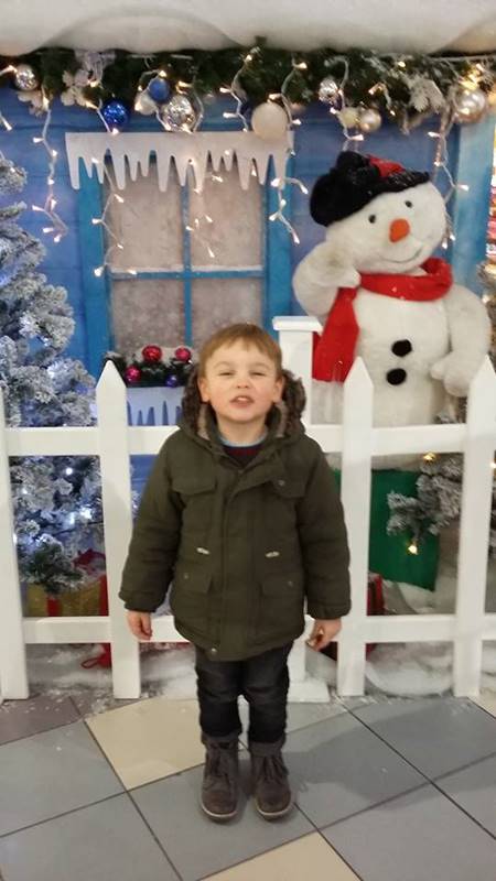 สุดสะเทือนใจ เด็กชาย 3 ขวบอยู่ลำพังในบ้านกับศพแม่ 2 วัน บอกผมปลุกแม่ไม่ตื่น