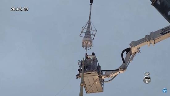 ร.10 โปรดเกล้าฯ ผู้แทนพระองค์ ยกพระนพปฎลมหาเศวตฉัตร พระเมรุมาศจำลอง