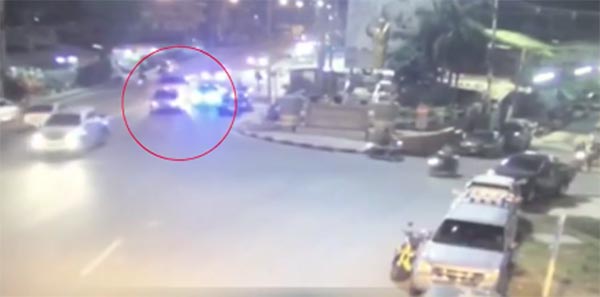 ป้องกันตัว หรือขาดสติ  ชอตต่อชอต...แกะคลิปเหตุการณ์วิศวกรยิงโจ๋ดับ 