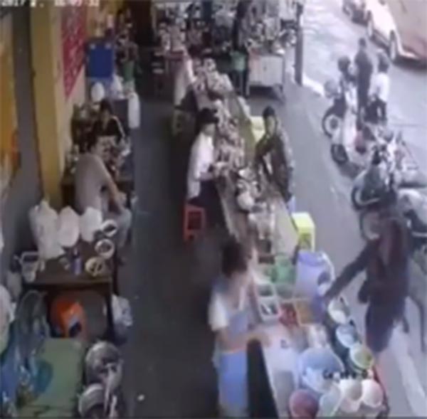 ลูกค้าหัวร้อน 