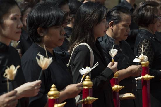 สถิตในดวงใจตราบนิรันดร์