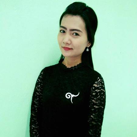 เปิดใจสาวอุ้มท้องรอถวายดอกไม้จันทน์ ร.9