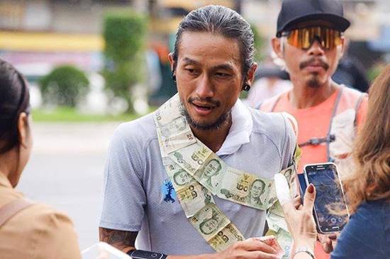 ตูน บอดี้สแลม