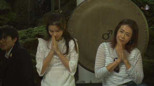 แม่ชีศันสนีย์