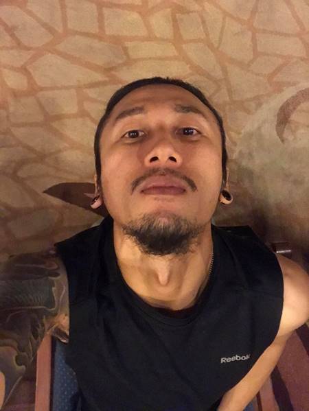  พี่ตูน เสินเจิ้น