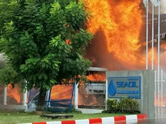 รถพ่วงระเบิดไฟลุก