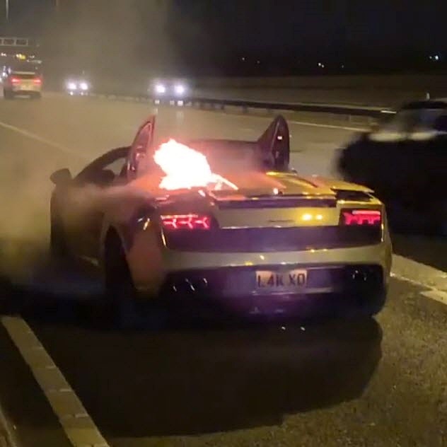 ไฟไหม้รถ