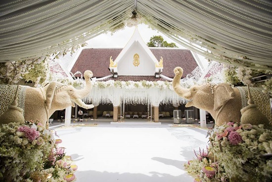  พิธีพระราชทานเพลิงศพ คุณแม่พรธิภา พุทธยะศิริ เนรมิต เมรุ วัดโสมนัสราชวรวิหาร