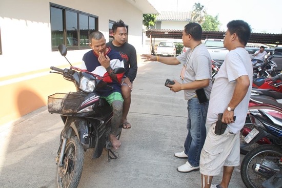 โจรลักจักรยานยนต์